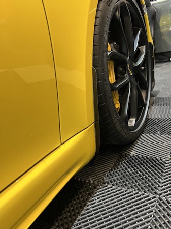 Porsche 911/Macan/Taycan Splash guard