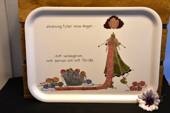 Stickning fyller mina dagar