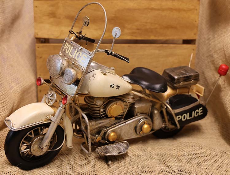 Polis Motorcykel, metall