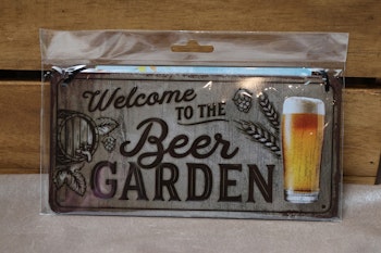 Plåtskylt Beer Garden