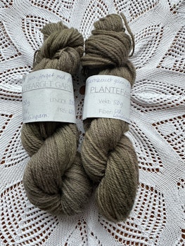 Plantefarga lanolingarn