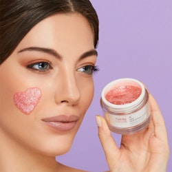 MIA PRO SKIN - TWINKY TWINKLE JELLY FACE & BODY SCRUB 50 ml.