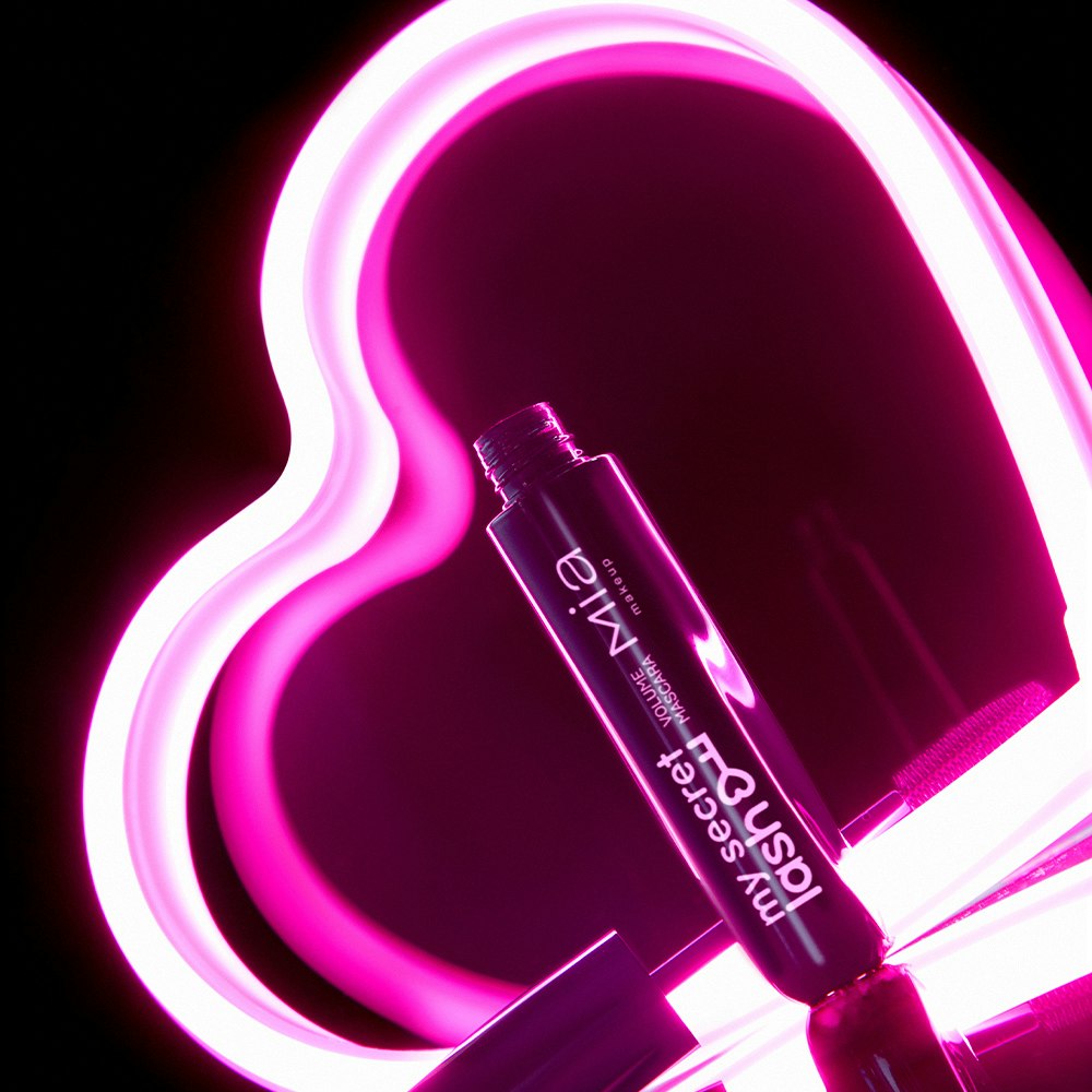 MIA MAKEUP - MY SECRET LASH VOLUME MASCARA