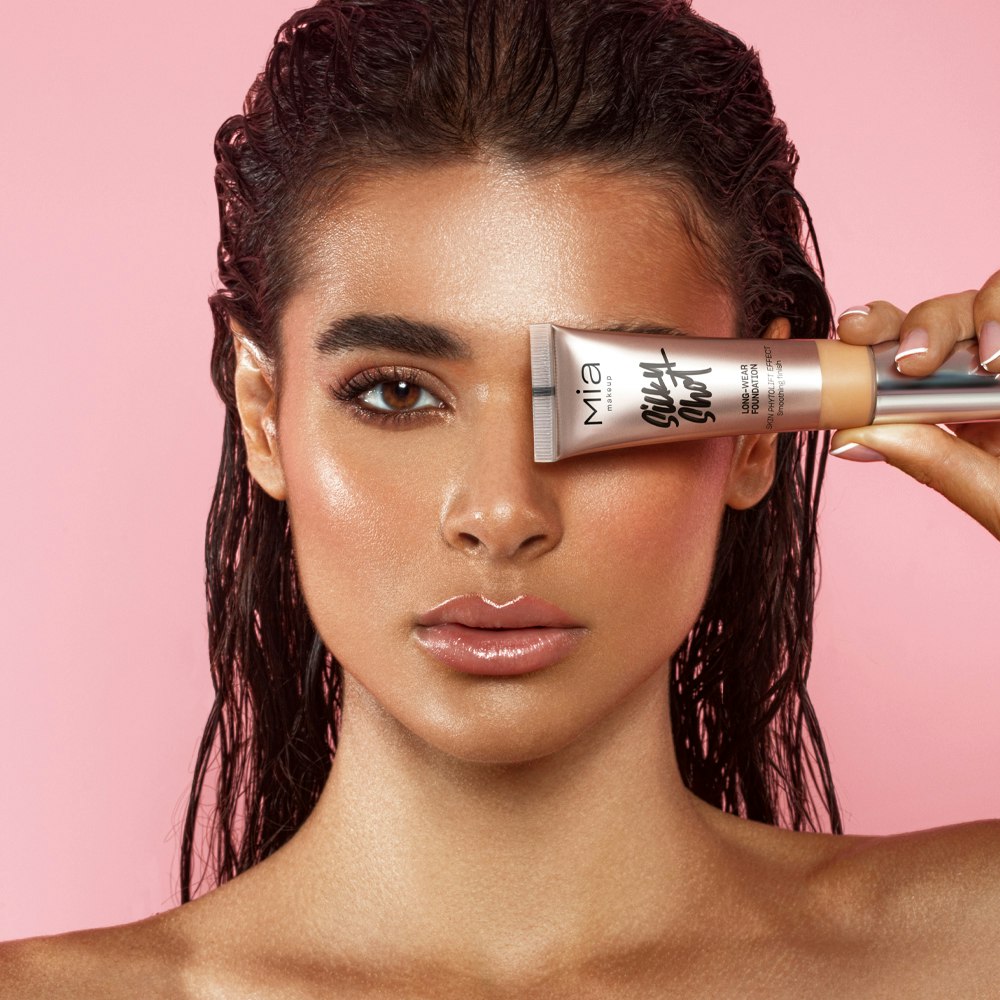 MIA MAKEUP - SILKY SHOT FOUNDATION 30 ML.