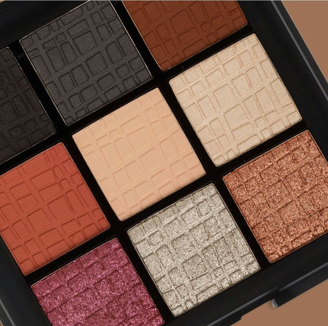 MIA MAKEUP - GLAM EYE PALETTE ATTRACTIVE