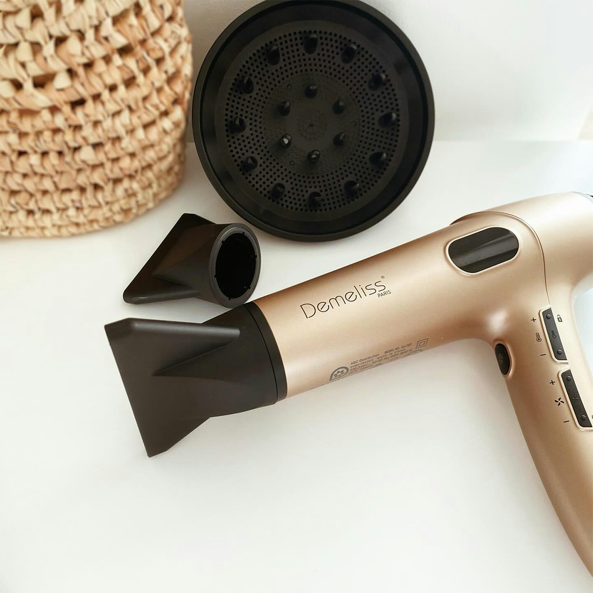 DEMELISS - HAIR DRYER PRO SERIES
