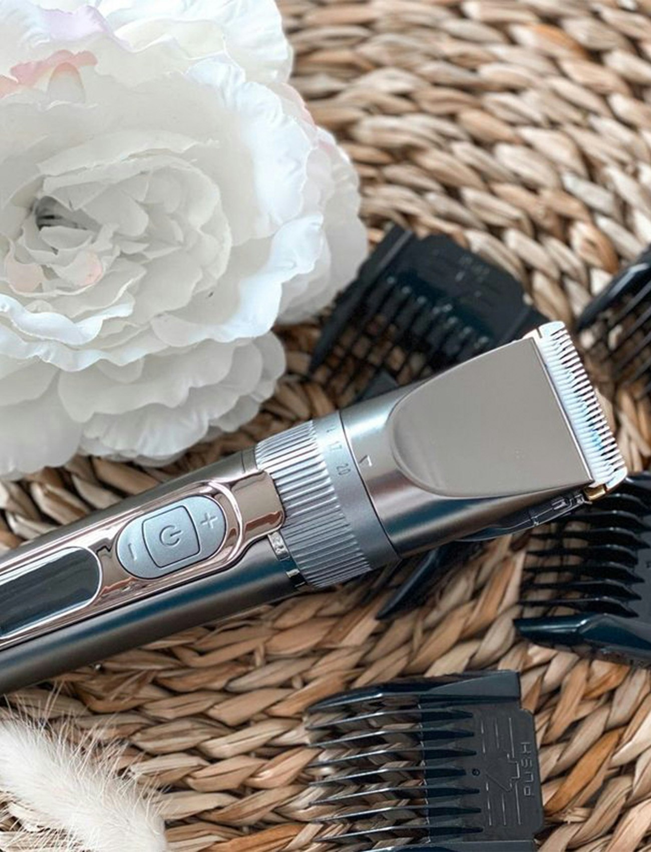 JLD-DIGITAL CLIPPER  - DIGITAL BEARD & HAIR TRIMMER