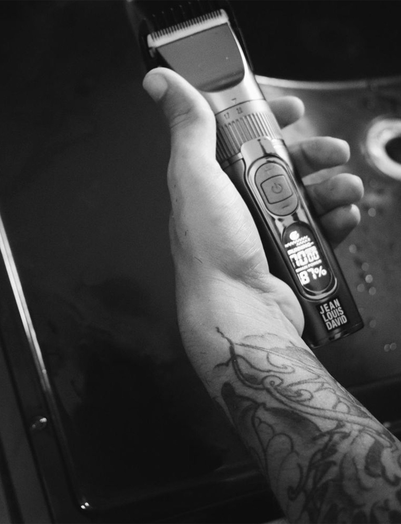 JLD-DIGITAL CLIPPER  - DIGITAL BEARD & HAIR TRIMMER