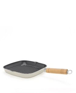 Grillpanna med trähandtag från Jernverket – Off white