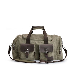 SNYGG TRENDIG DUFFELBAG MED IMITATIONSLÄDER FRÅN SUTHERLAND & SONS – GRÖN