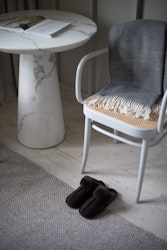 FÅRSKINNSTOFFLOR FRÅN YLLEVERKET – BRUN