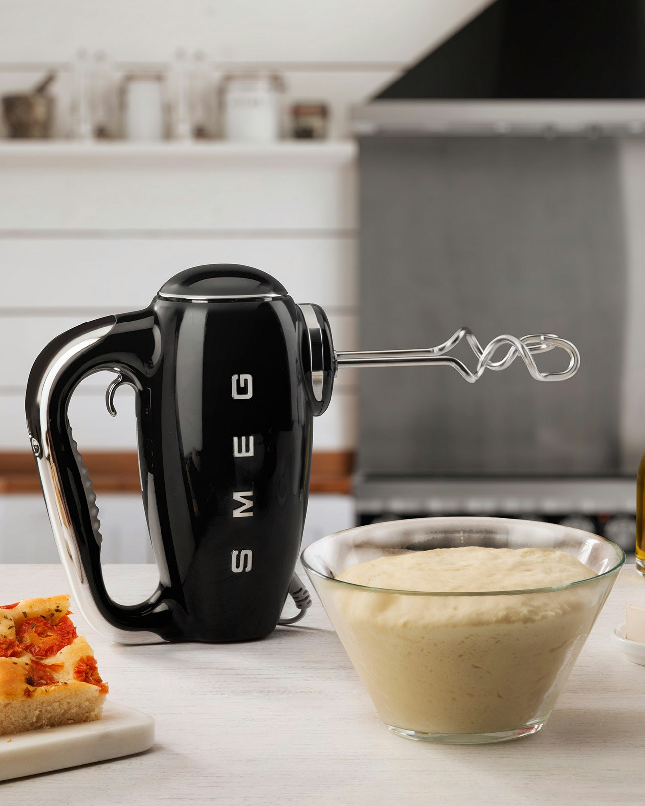 Smeg - Elvisp Svart, Högblank 50's Style