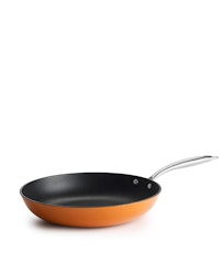 Stekpanna i Gjutjärn med keramisk beläggning från Jernverket 28cm - Orange