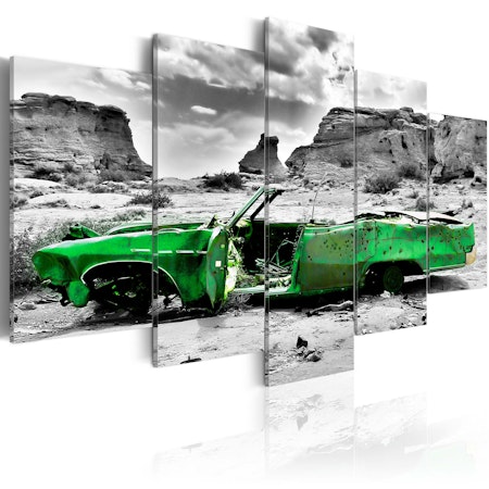Ljuddämpande Tavla - Green retro car at Colorado Desert