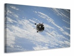 Ljuddämpande tavla - a satellite above the clouds