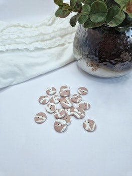 Knapp beige