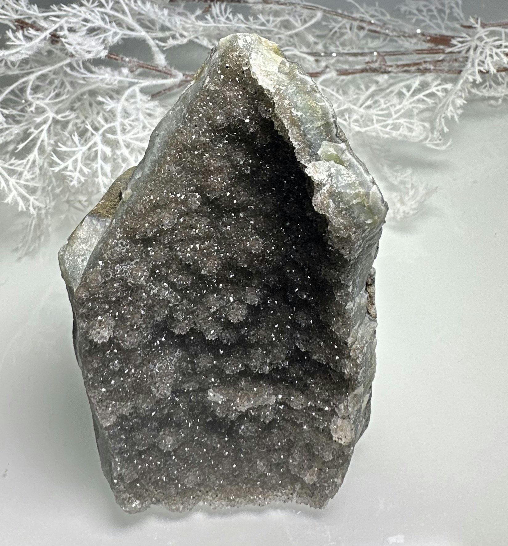 Regnbågs Ametist / Rainbow Amethyst Basecut RA12