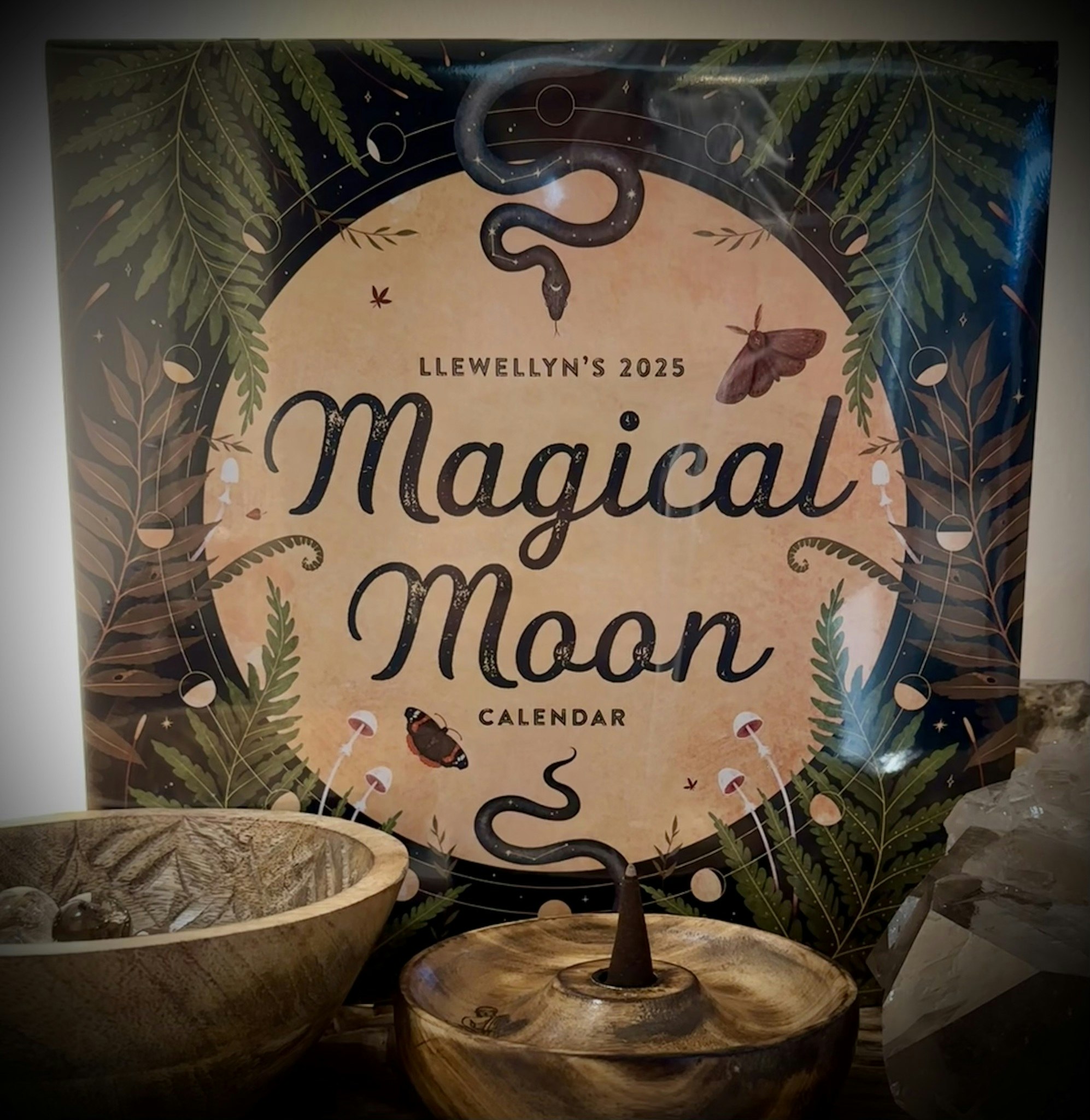 Llewellyn's Magical Moon Spells & Lore Calendar 2025