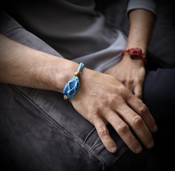 Makramé Armband med kristallpåse