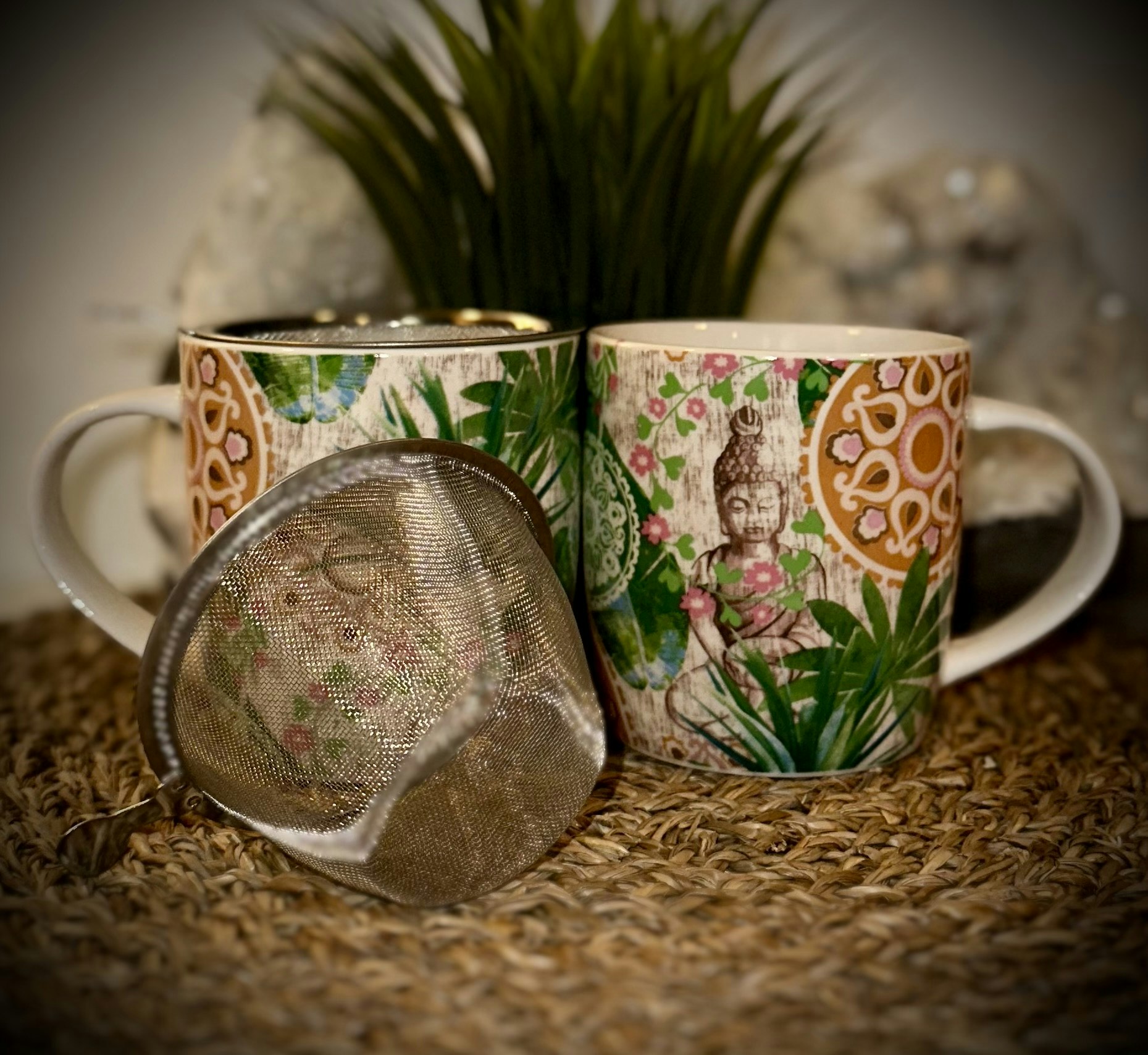 Temugg med handtag + sil | Buddha Paradise | Benporslin