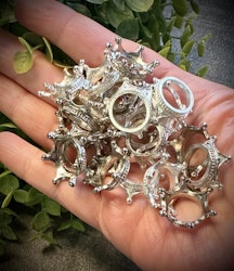Silverfärgade Mini Klotställ