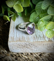 Facetterad Ametist Ring | 925 Sterling Silver | 17