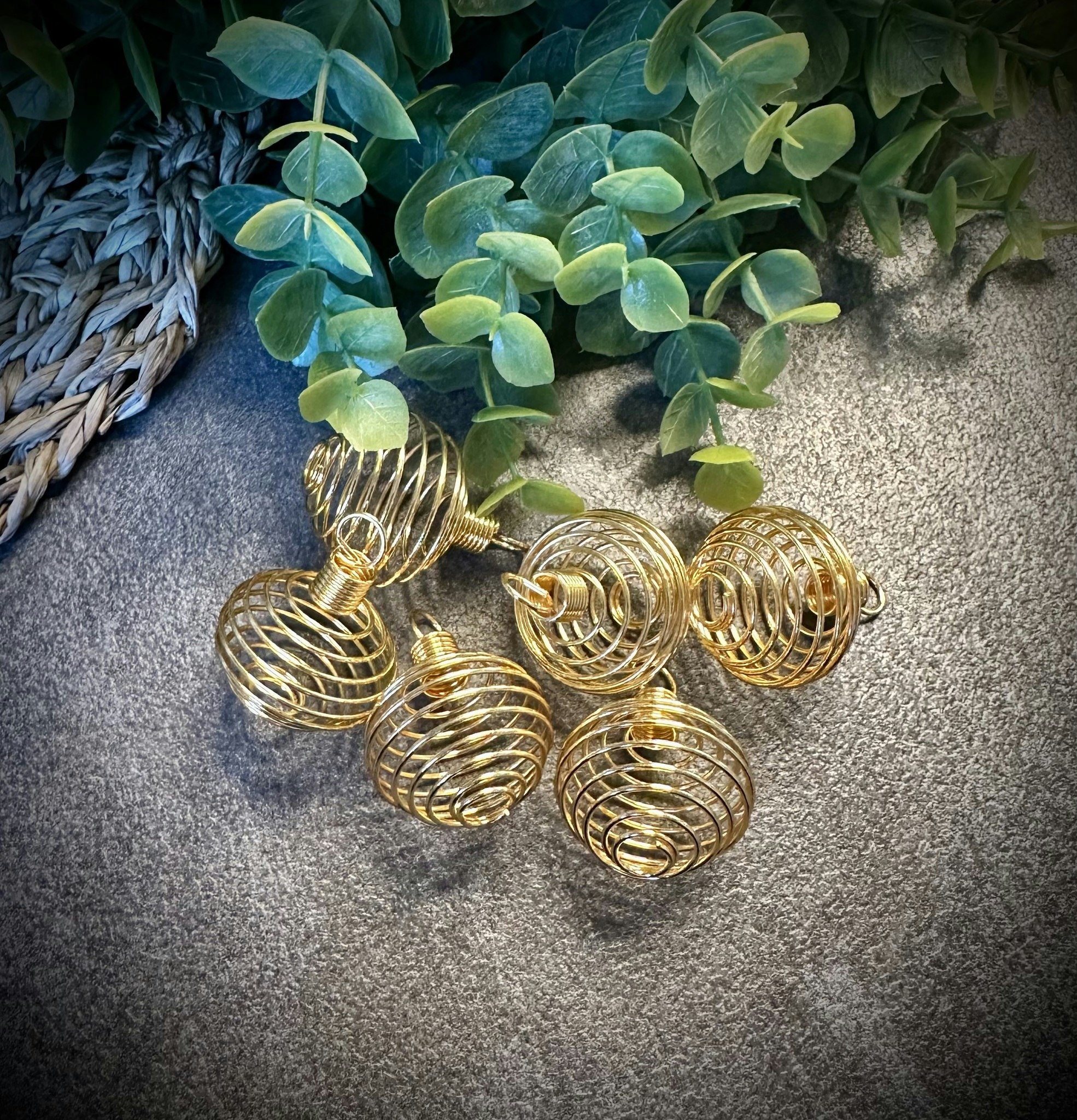 Stenbur | Guldfärgad | 33 mm