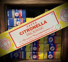 SATYA Rökelsepinnar | Citronella ”HÅLLER INSEKTER BORTA”