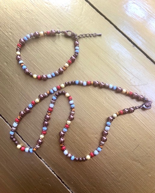 ALONISSOS kort halsband Multi koppar