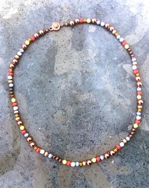 ALONISSOS kort halsband Multi koppar