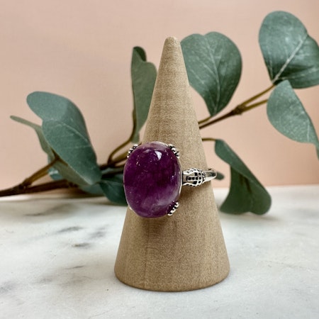 Purple mica, ring