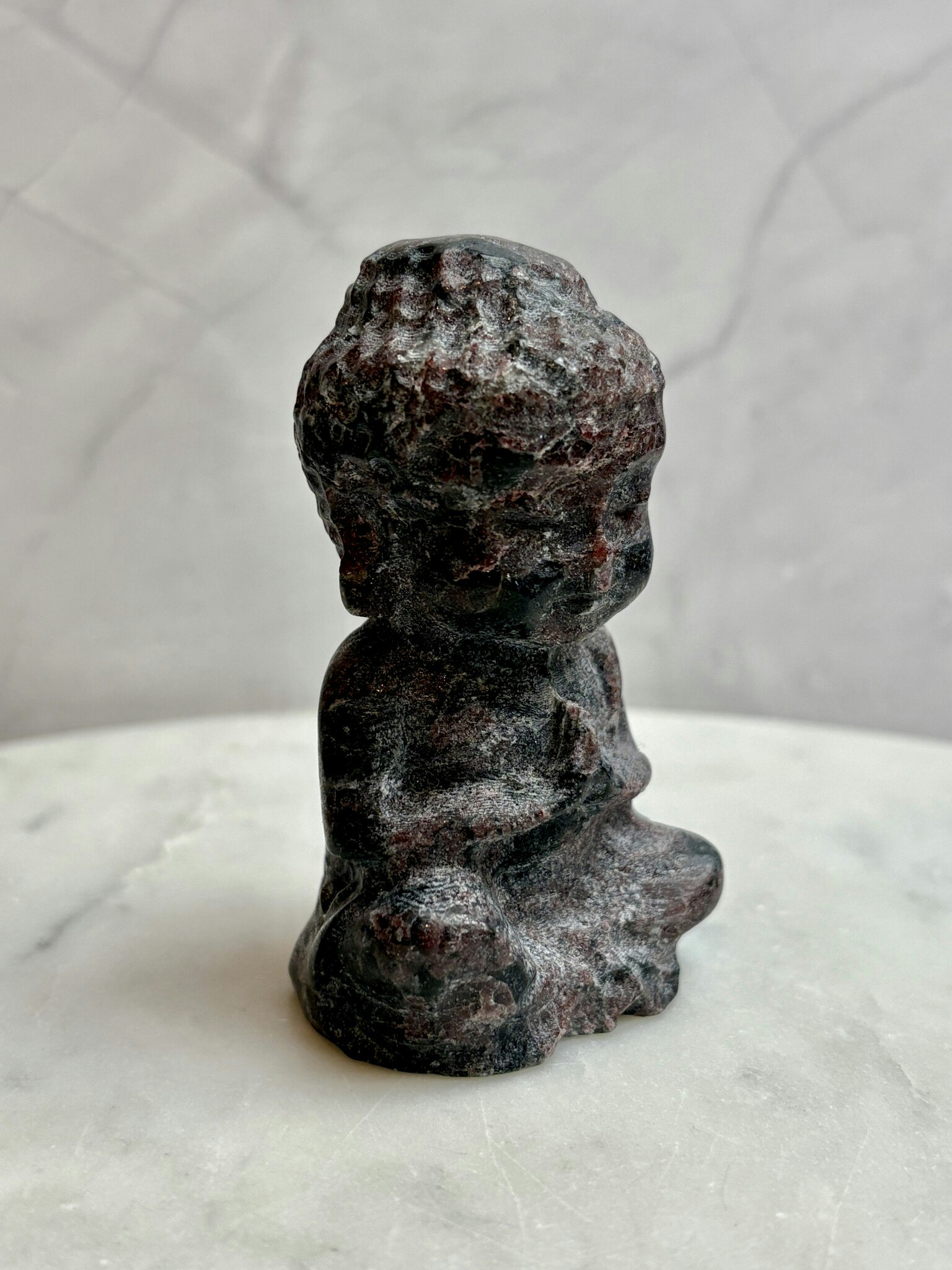 Granat B, buddha