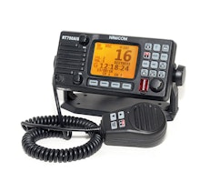 Navicom RT-750 DSC/GPS VHF med AIS