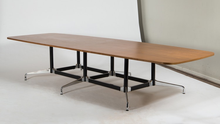 Konferenztisch, Vitra Segmented Table 380 cm Charles & Ray Eames