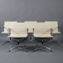 5 x Konferenzstühle, Vintage Herman Miller EA-107 - Charles & Ray Eames