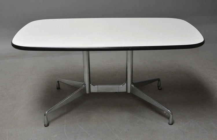 Tisch, Herman Miller Segmented Table - Charles & Ray Eames