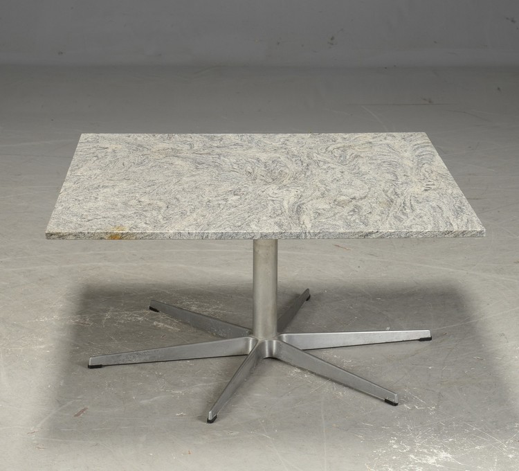 Vintage couchtisch mit Tischplatte aus Granit - Arne Jacobsen