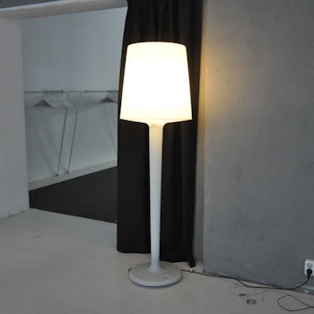 Stehlampe, Metalarte Inout 166 cm - Ramón Úbeda & Otto Canalda