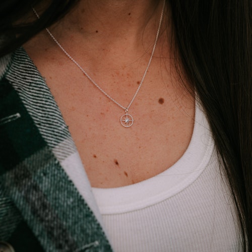 Kompass halsband