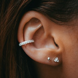 Tindra earcuff