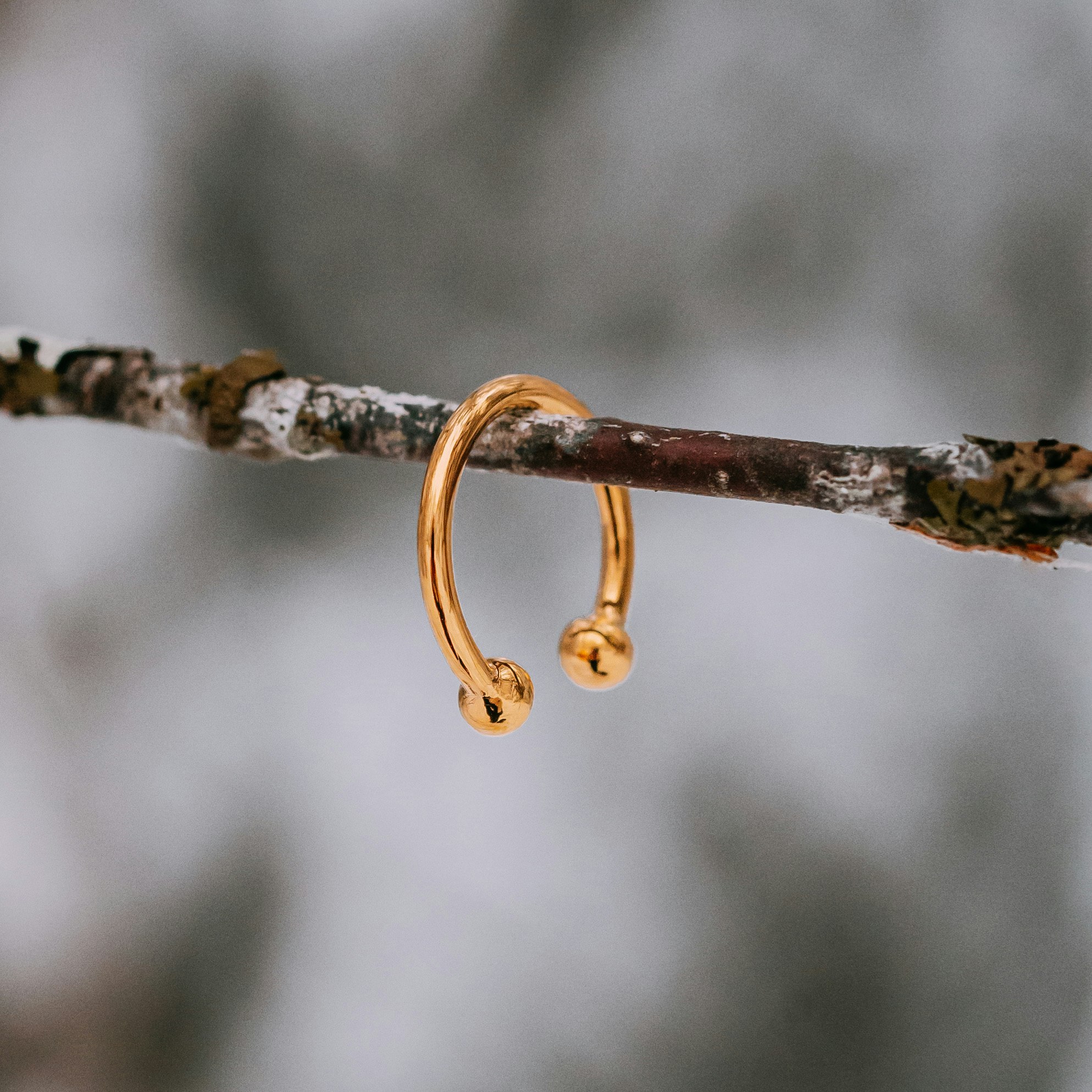 Stilla earcuff guld