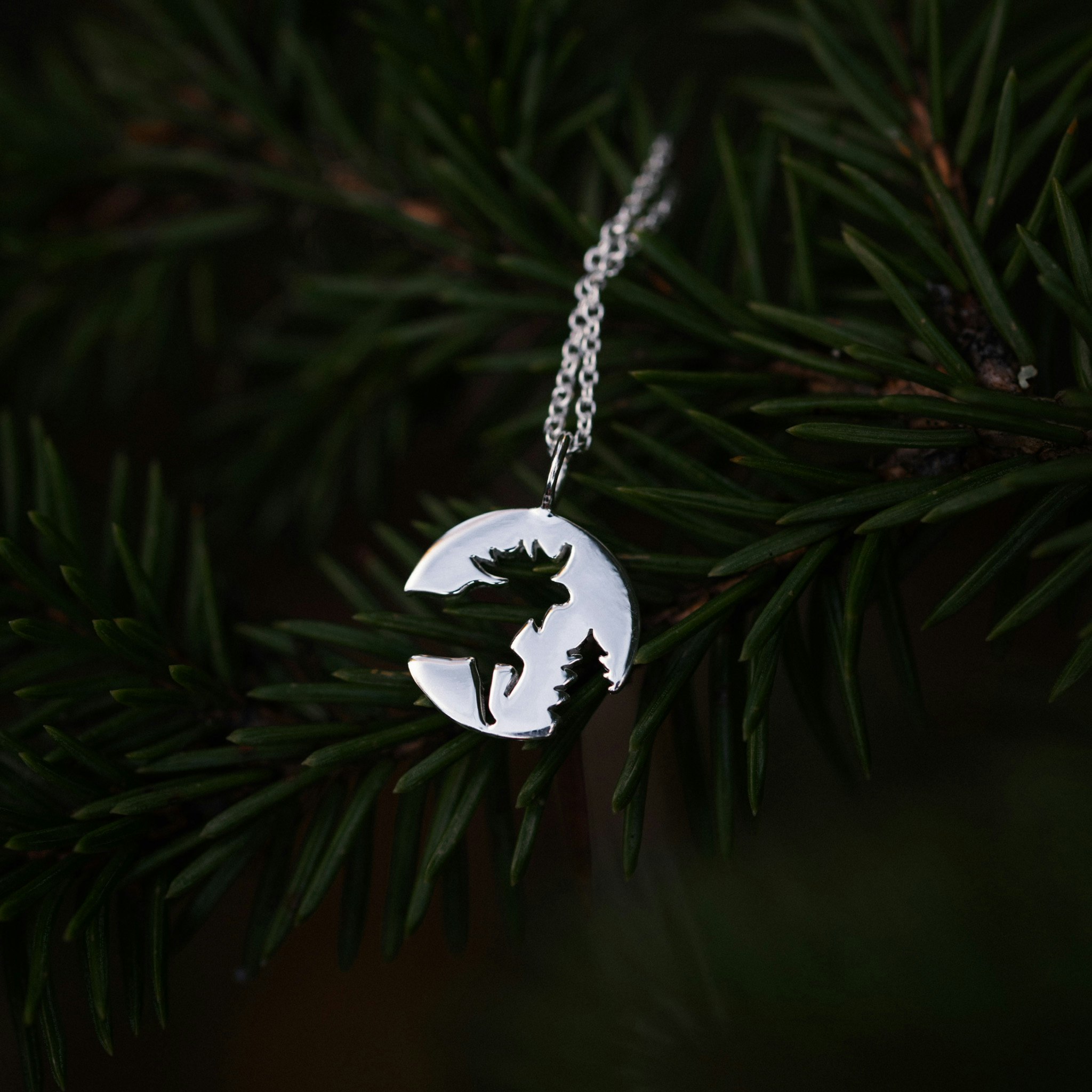 Ståtlig halsband
