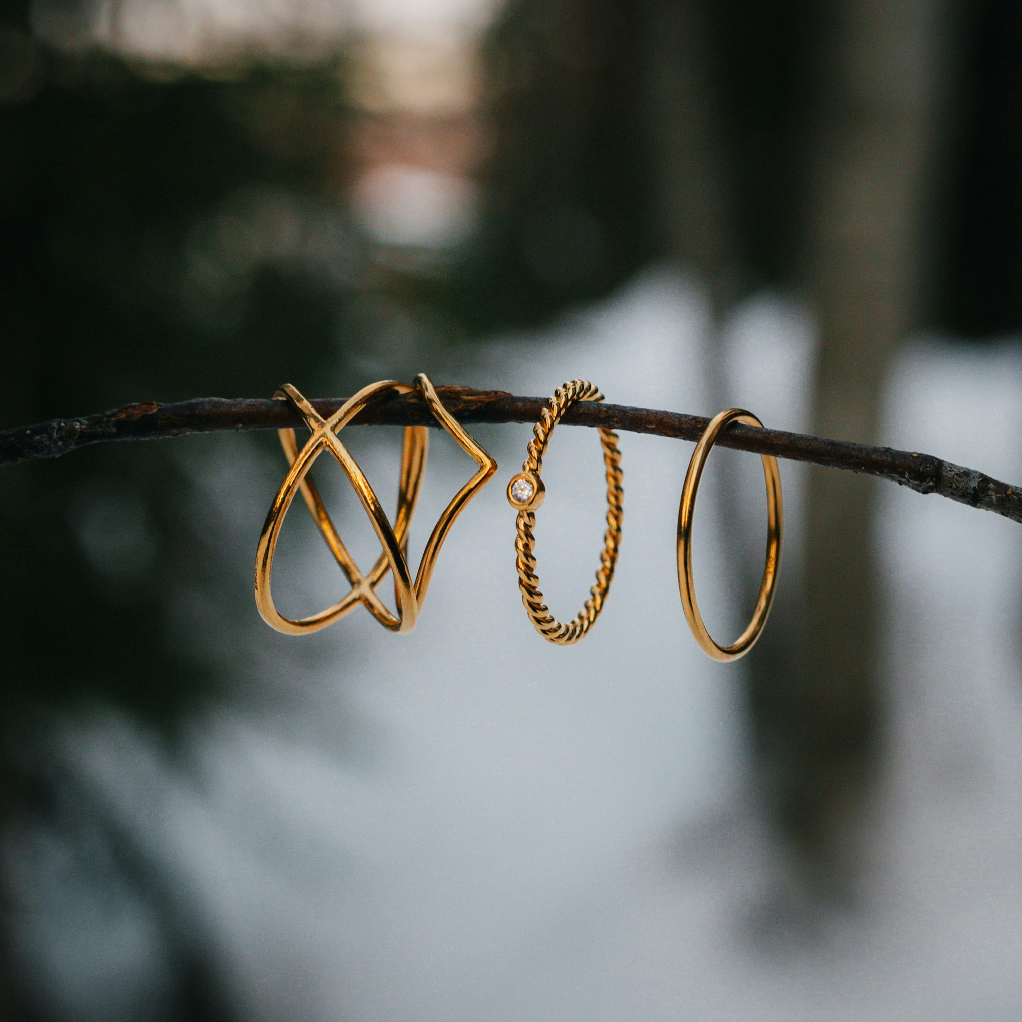 Trolsk fingertoppsring guld