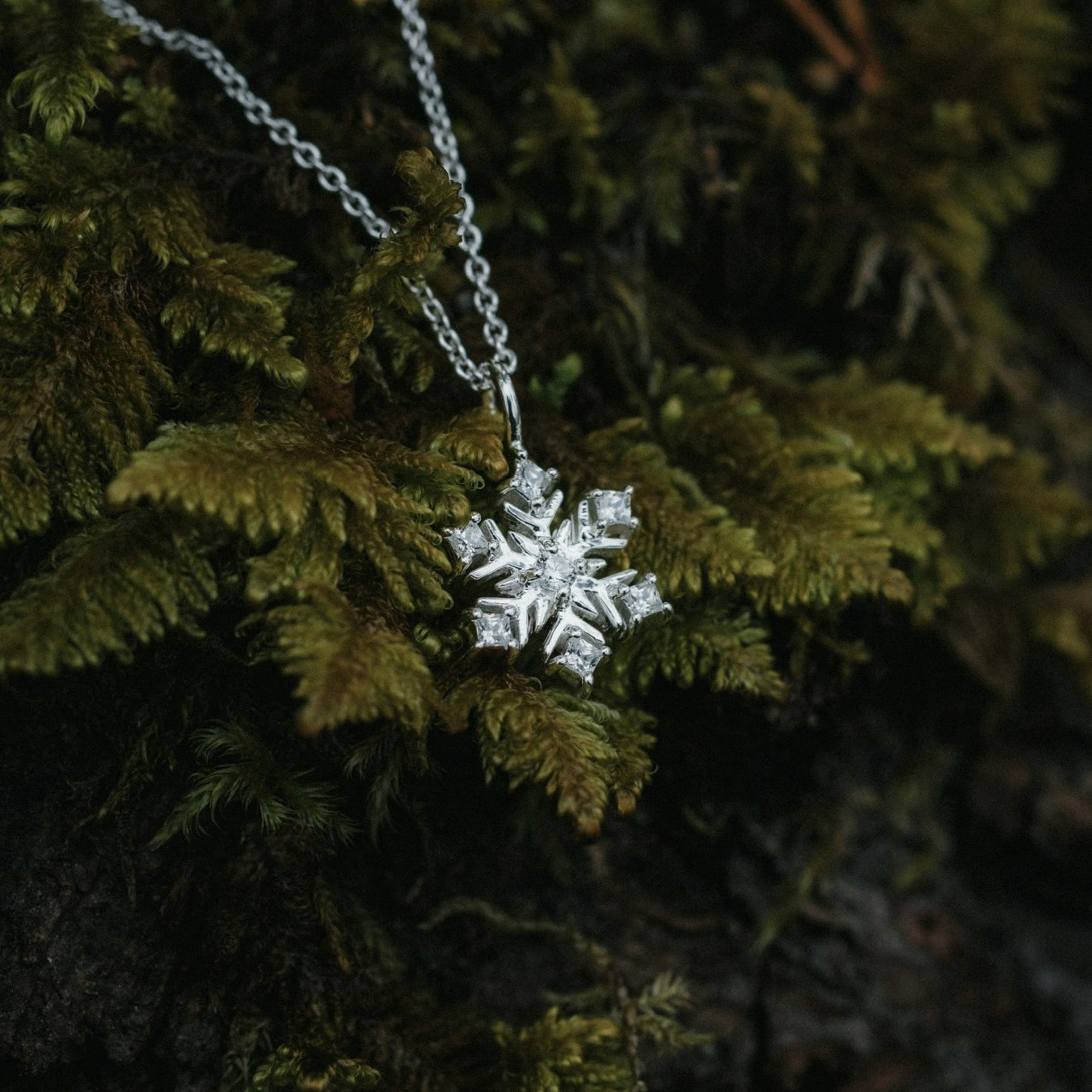 Snöflinga halsband