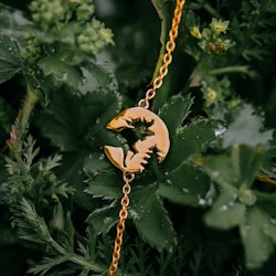 Ståtlig armband guld
