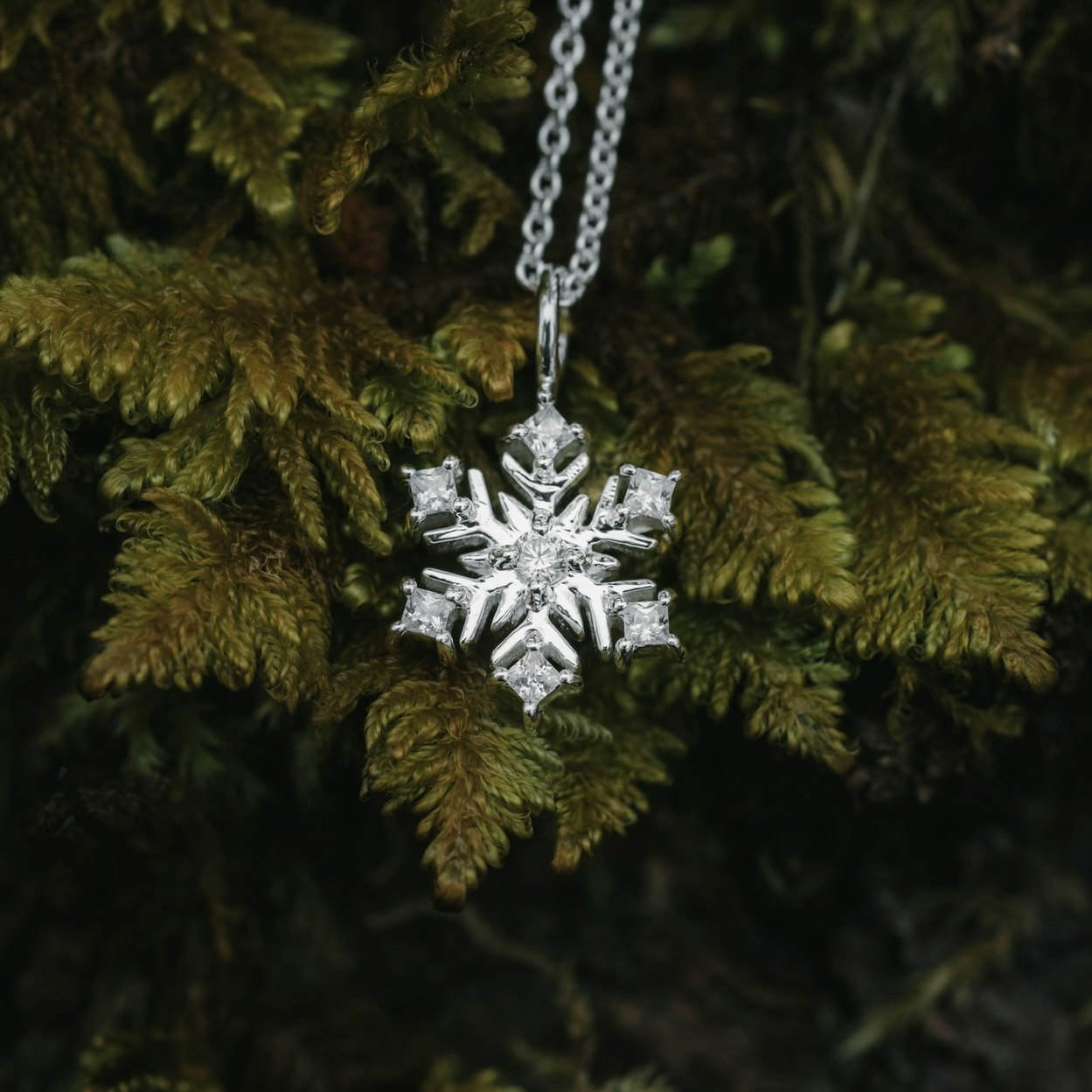 Snöflinga halsband