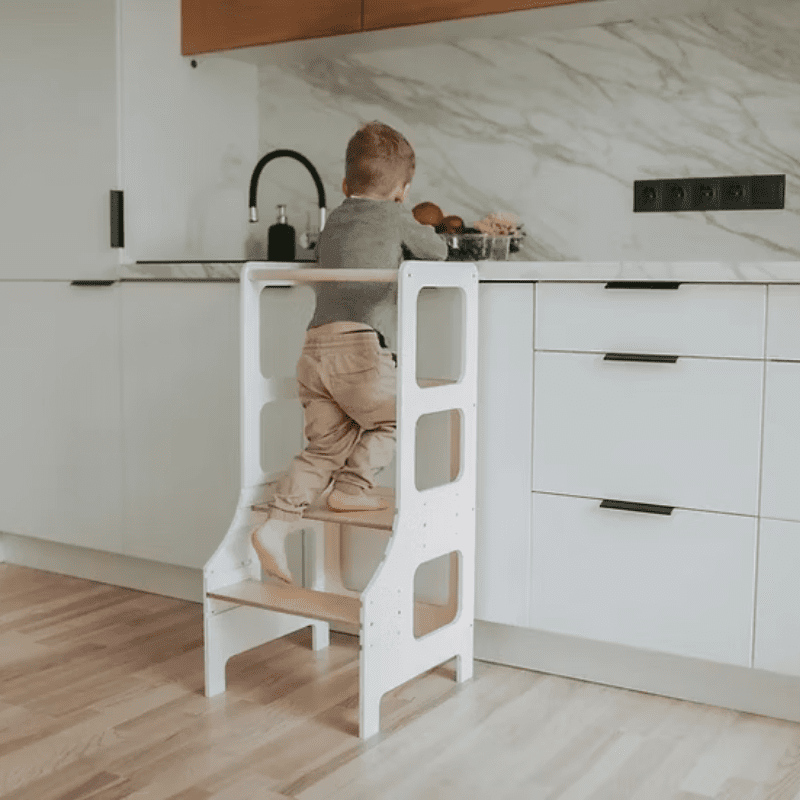 STEP STOOL/KITCHEN HELPERS - Babylove.se 
