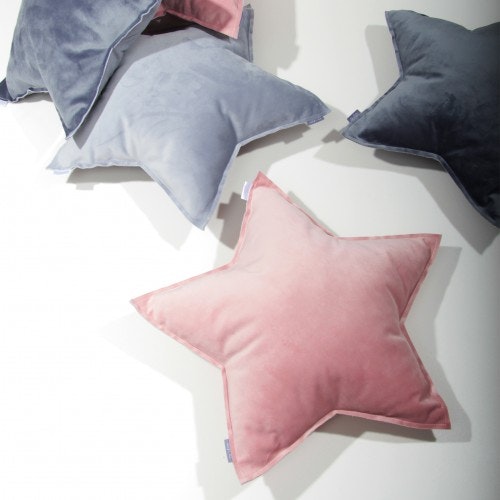 Fayne, velvet cushion pink star 