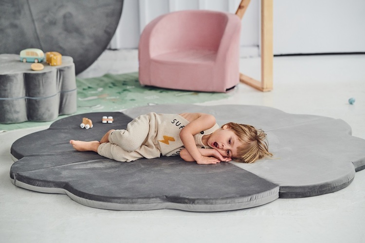 Misioo, Large and flexible play mat, light grey flower 