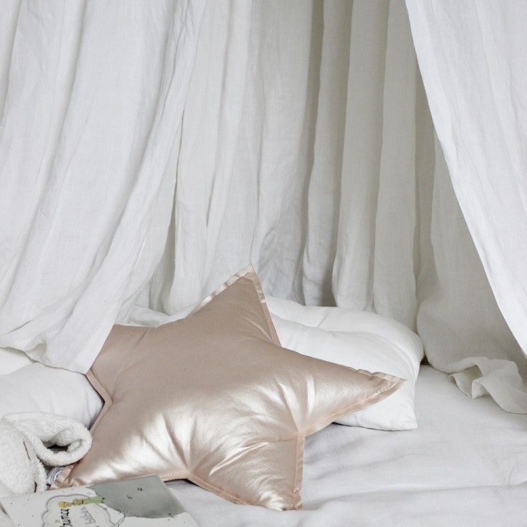 Large white maxi bed canopy in linen, Cotton&Sweets 